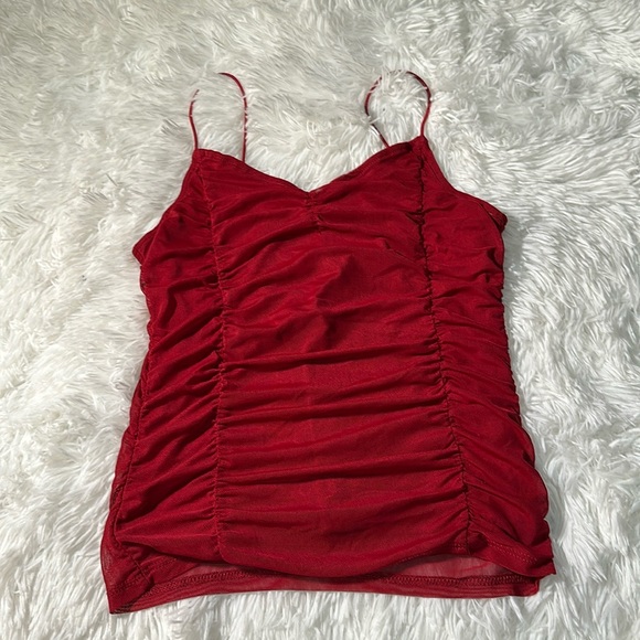 Red crop top - Picture 1 of 1